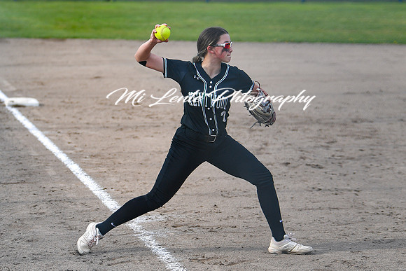 2022 04-29 Kentwood at Kentridge VAR SFBL Photos by Dee Torres-007