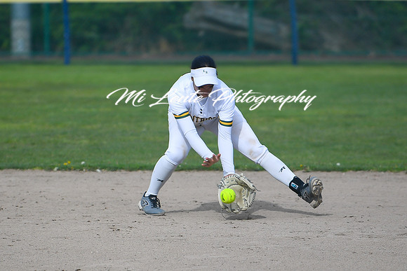 2022 04-29 Kentwood at Kentridge VAR SFBL Photos by Dee Torres-039
