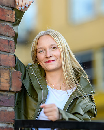 Giana Rowland-20