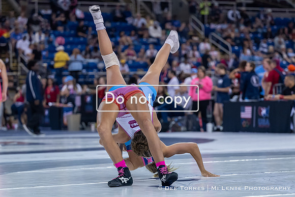 Jaclyn Bouzakis-121