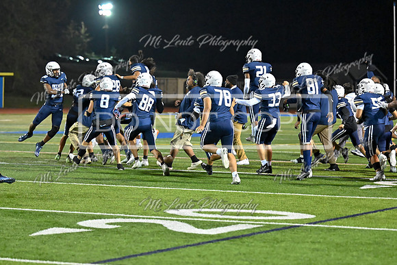 2023 09-29 Decatur at Tahoma VAR FTBL Photos by Dee Torres-009