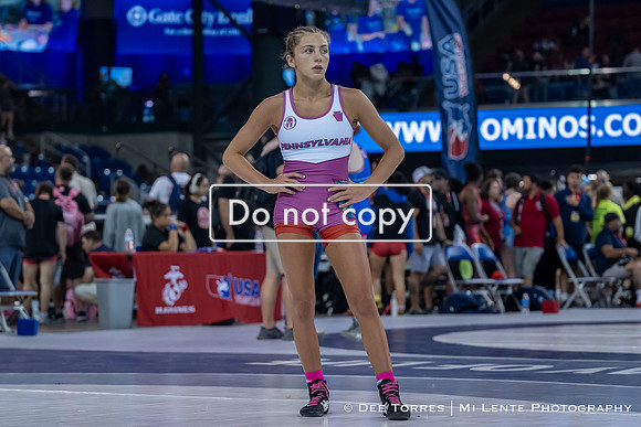 Jaclyn Bouzakis-099