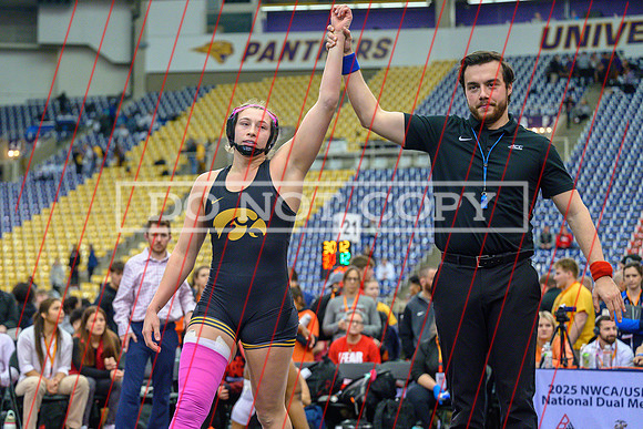 2025-01-12 Iowa Women National Duals-004
