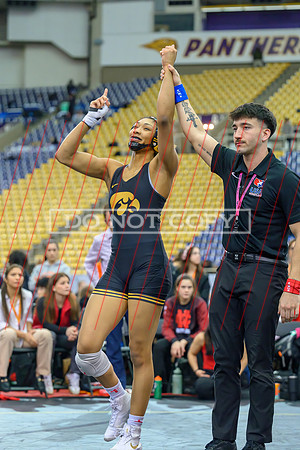 2025-01-12 Iowa Women National Duals-011